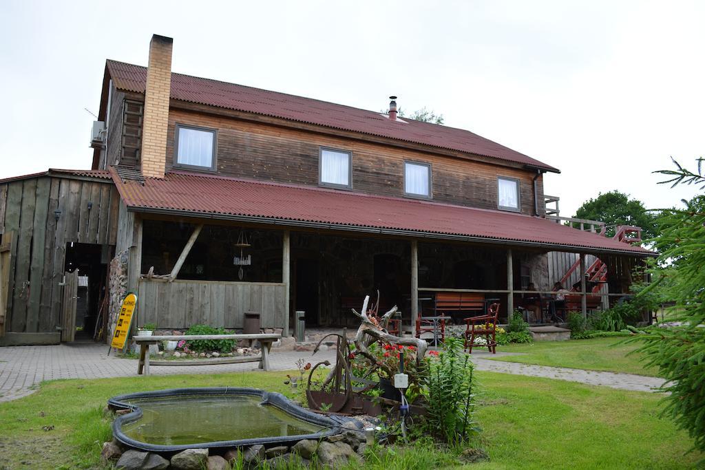 Hotel Viesu Nams Klanas Engure Exterior foto